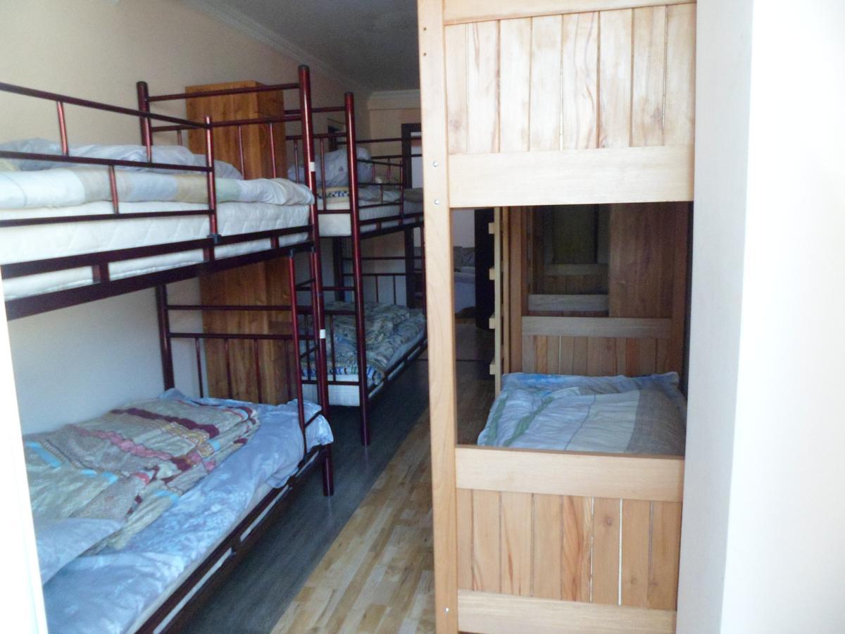 Everyday Cat Hostel Batumi Ngoại thất bức ảnh