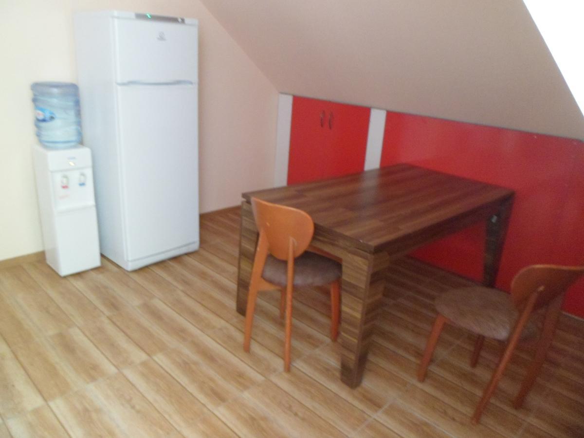 Everyday Cat Hostel Batumi Ngoại thất bức ảnh